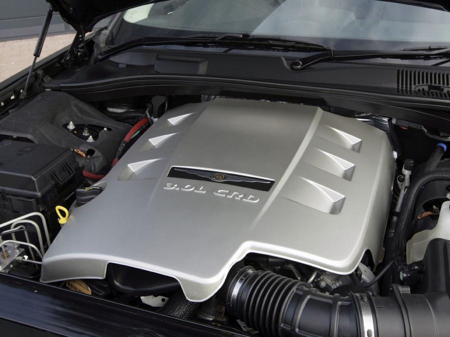  Chrysler 300C CRD SRT-Design 2008 года  (фото 19 из 21)